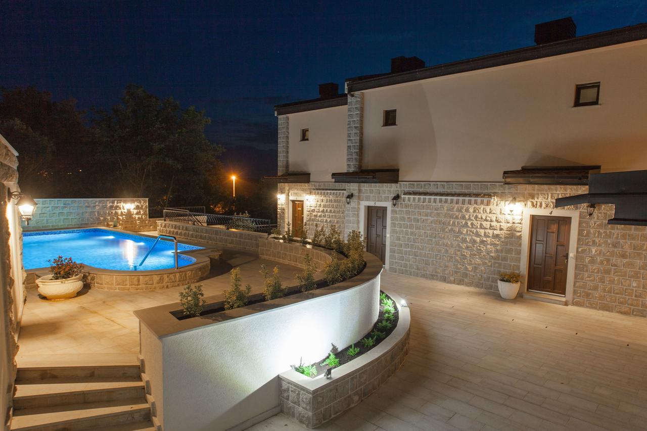 Appartamento Rosmarino Sveti Stefan Esterno foto