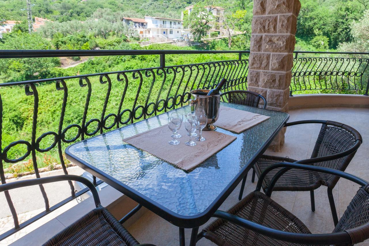 Appartamento Rosmarino Sveti Stefan Esterno foto