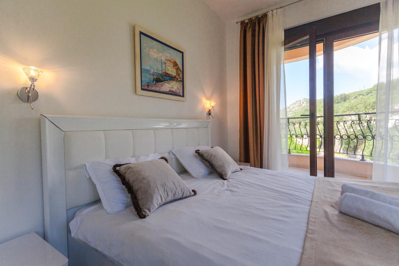 Appartamento Rosmarino Sveti Stefan Esterno foto